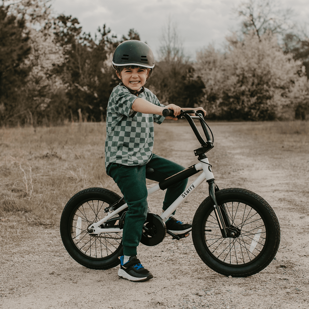 Glerc 14 Inch Little Kids Bike BMX Style Bicycle with Training Wheels Coaster Brake for 3 4 5 Years Old Boys Girls, Blue